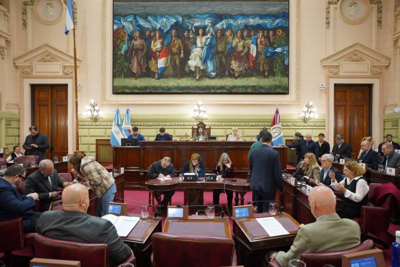La Cámara convirtió en Ley la ficha limpia para contrataciones públicas