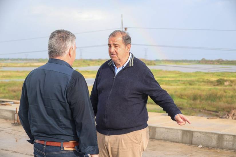 Poletti recorrió los avances del nuevo puente Santa Fe-Santo Tomé