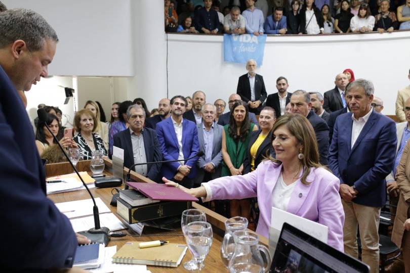 Sesión Preparatoria: Adriana “Chuchi” Molina es la nueva presidenta del Concejo Municipal
