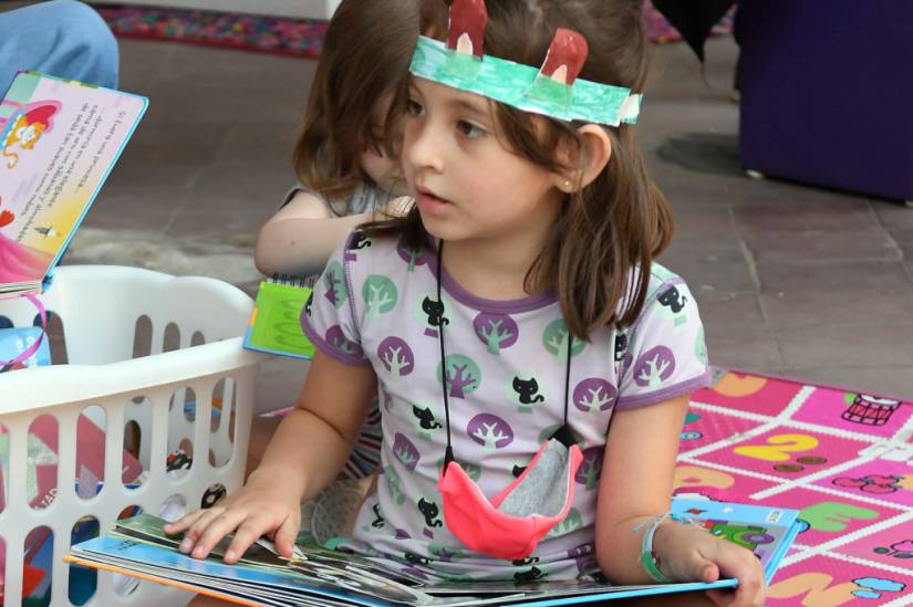 En estas Fiestas Navideñas, el municipio invita a donar libros para las infancias