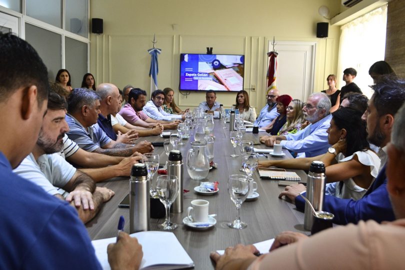 Horario corrido: el debate se trasladó al Concejo