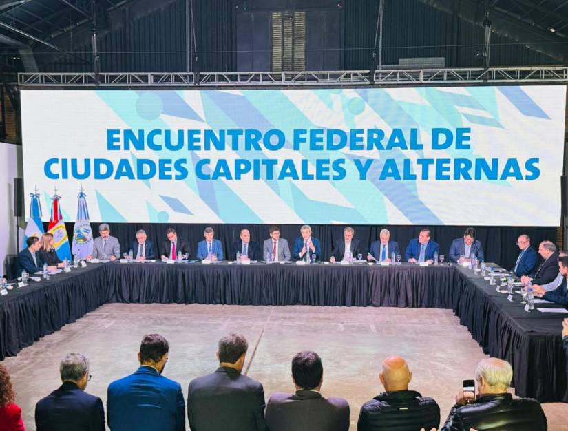 Poletti se reunió con el ministro del Interior para reclamar el avance y finalización de obras nacionales
