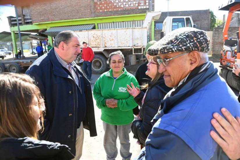 Bacheos, iluminación y limpieza: Altos del Valle comienza a lucir sus mejoras