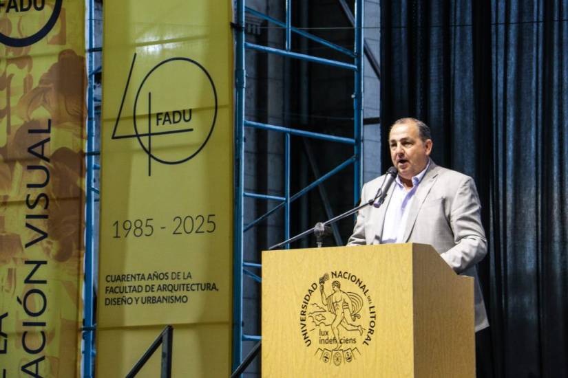Poletti participó del 40° aniversario de la FADU, una institución que transforma la ciudad
