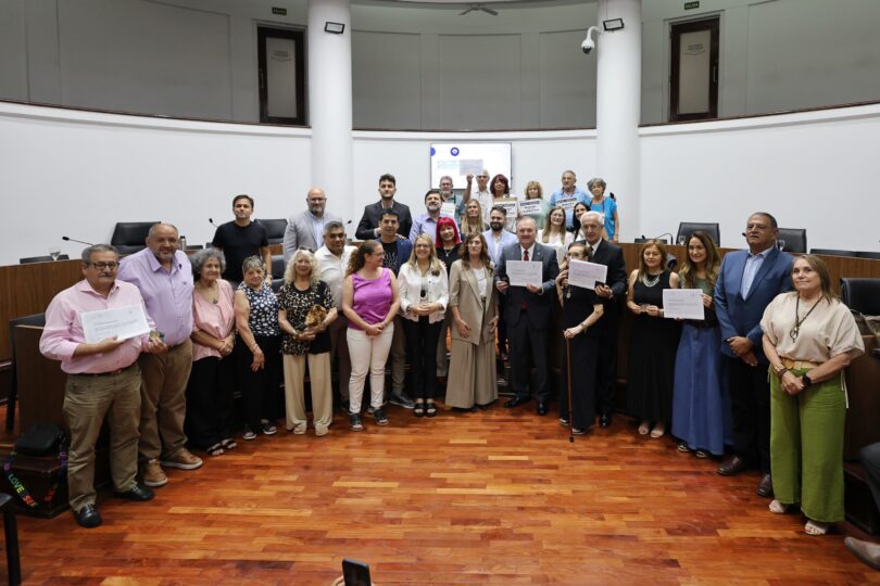 El compromiso cívico fue reconocido en el Concejo Municipal