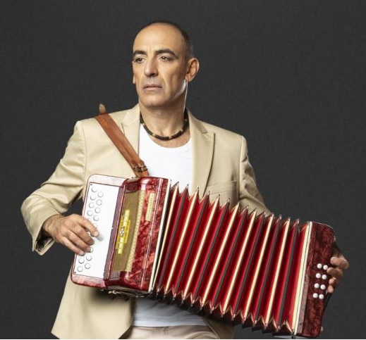 Mauricio Dayub: El Equilibrista